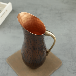 Copper Water Jug Pitcher | Hammered Design | 1.200 ml Capacity | with Brass Handle | with lid | for hot and Cold Water
